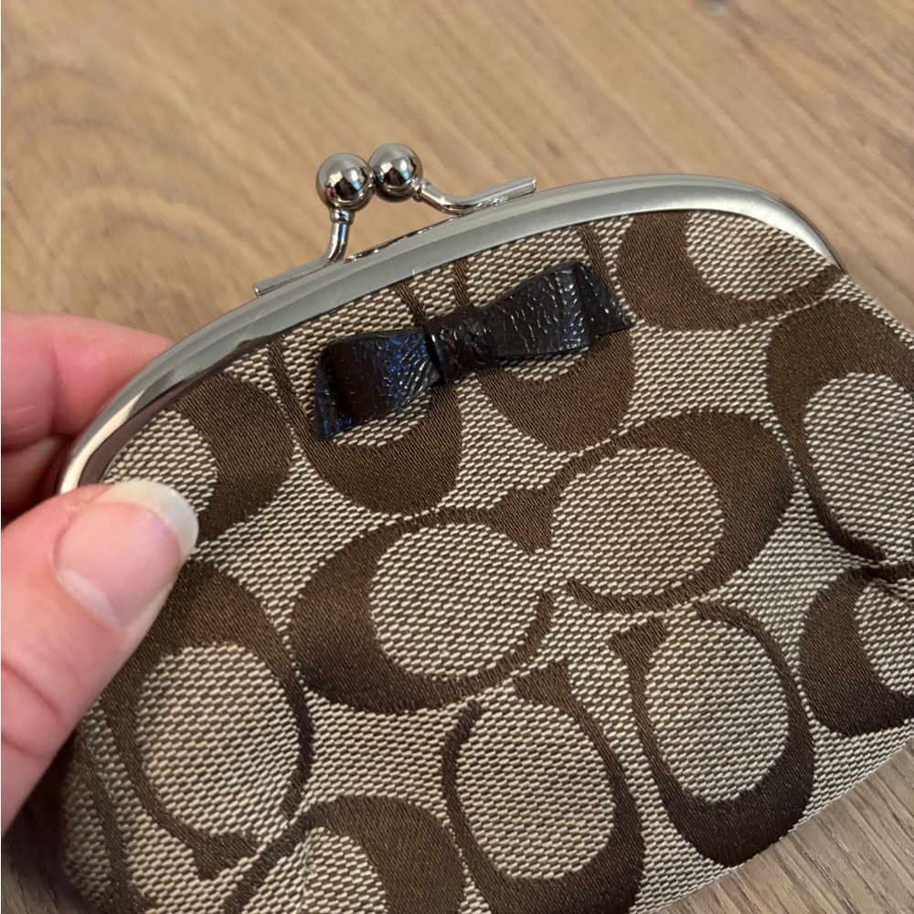 Coach Signature C Coin Purse – NWOT - Picture 3 of 4